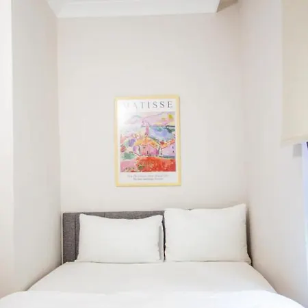 Apartment Mayer Skycon In Besiktas 2 Istanbul