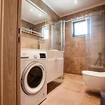 Apartment Mayer Skycon In Besiktas 2