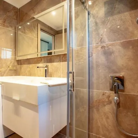 Apartment Mayer Skycon In Besiktas 2